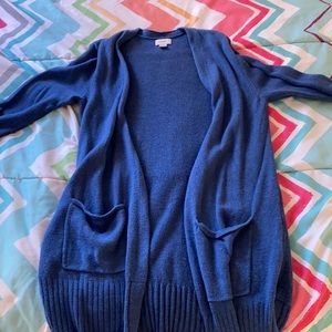 Selling and old navy sweater